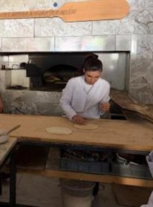Güzelyurt MYO Öğrencileri Tescilli Lezzetin Üretim Aşamalarını Yerinde İnceledi